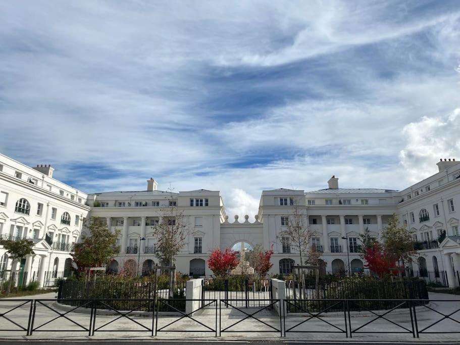 Suite Cartier Near Disneyland Paris Serris Exterior foto